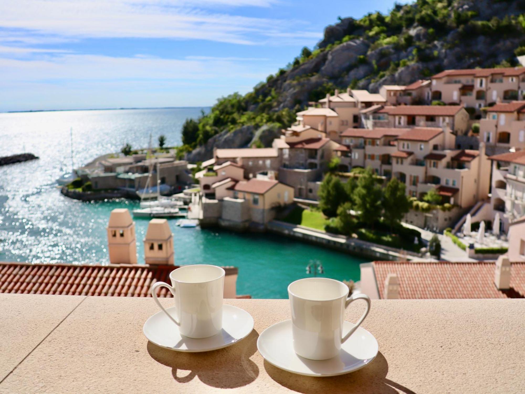 Portopiccolo Apartments Систияна Екстериор снимка