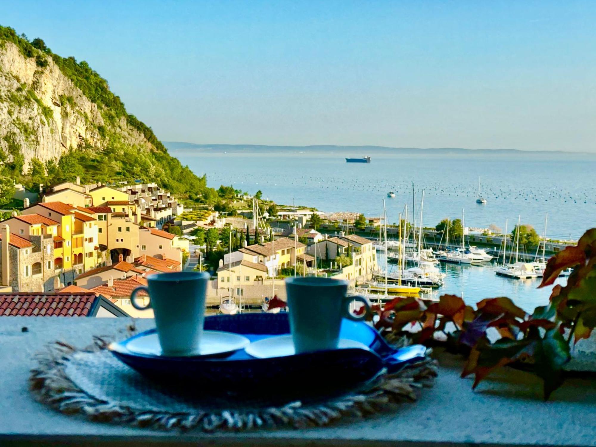 Portopiccolo Apartments Систияна Екстериор снимка