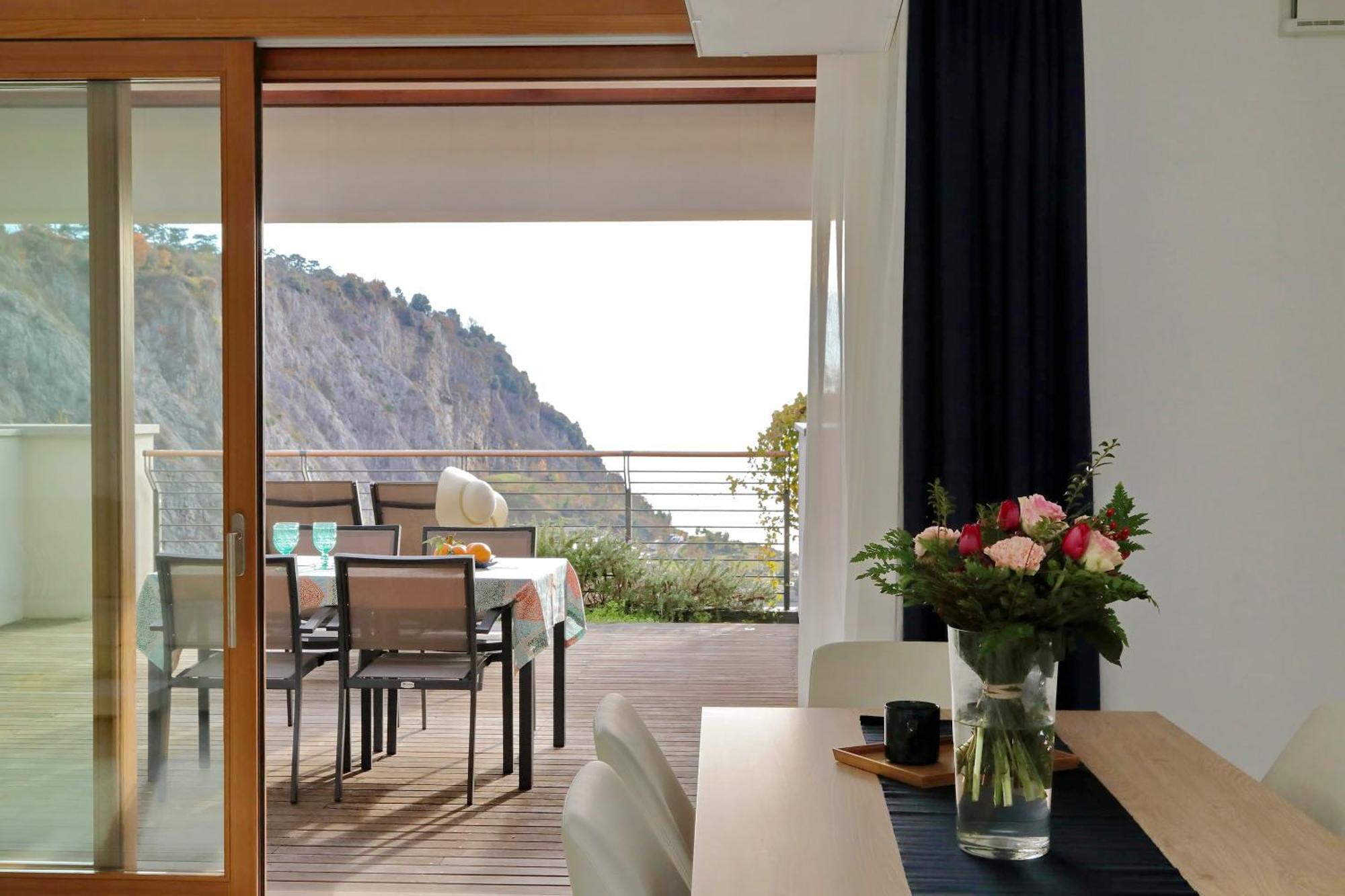 Portopiccolo Apartments Систияна Екстериор снимка