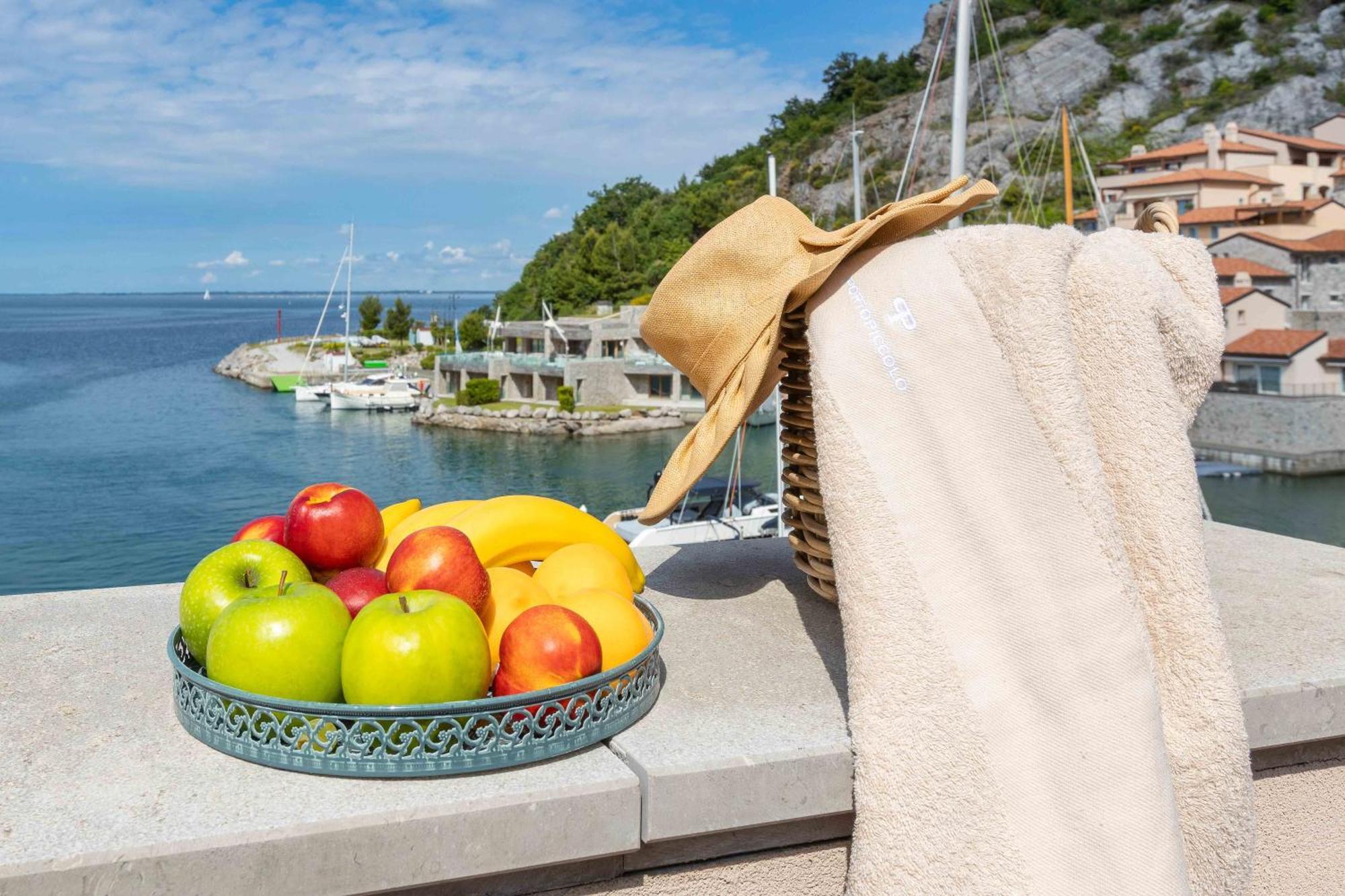 Portopiccolo Apartments Систияна Екстериор снимка
