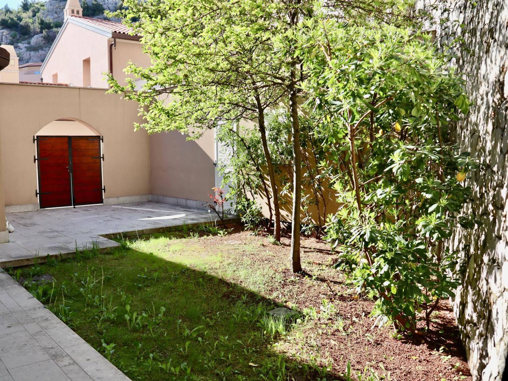 Portopiccolo Apartments Систияна Екстериор снимка