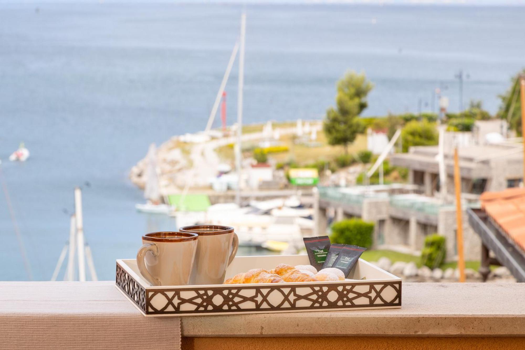 Portopiccolo Apartments Систияна Екстериор снимка