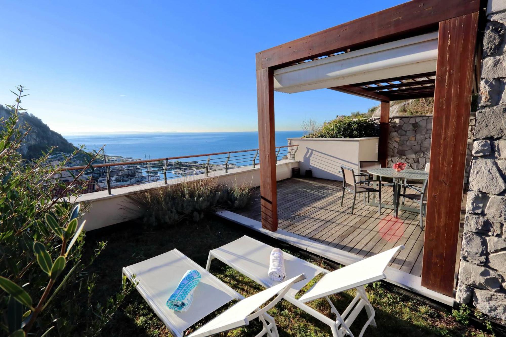 Portopiccolo Apartments Систияна Екстериор снимка